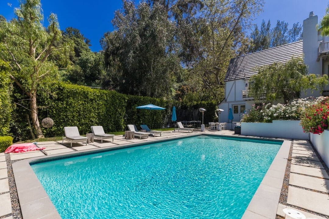 Pinnacle Estate, Wonderland Ave, 90046