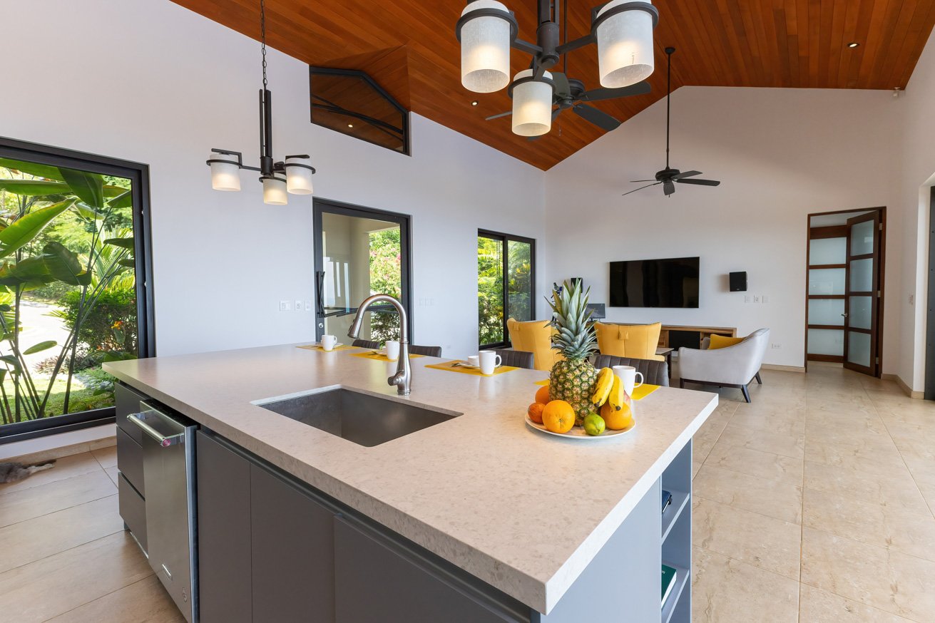 Luxury Ocean View Home in Ojochal Costa Rica | Infinity Pool & Sunset Views