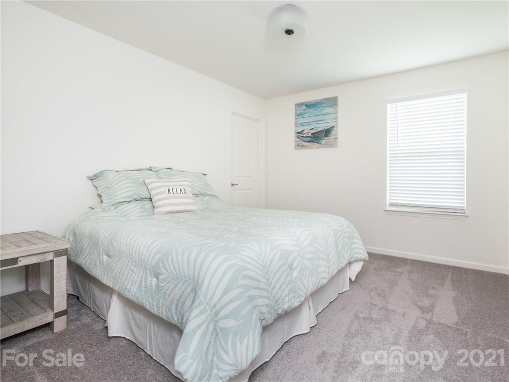 1817 Tendril Ave