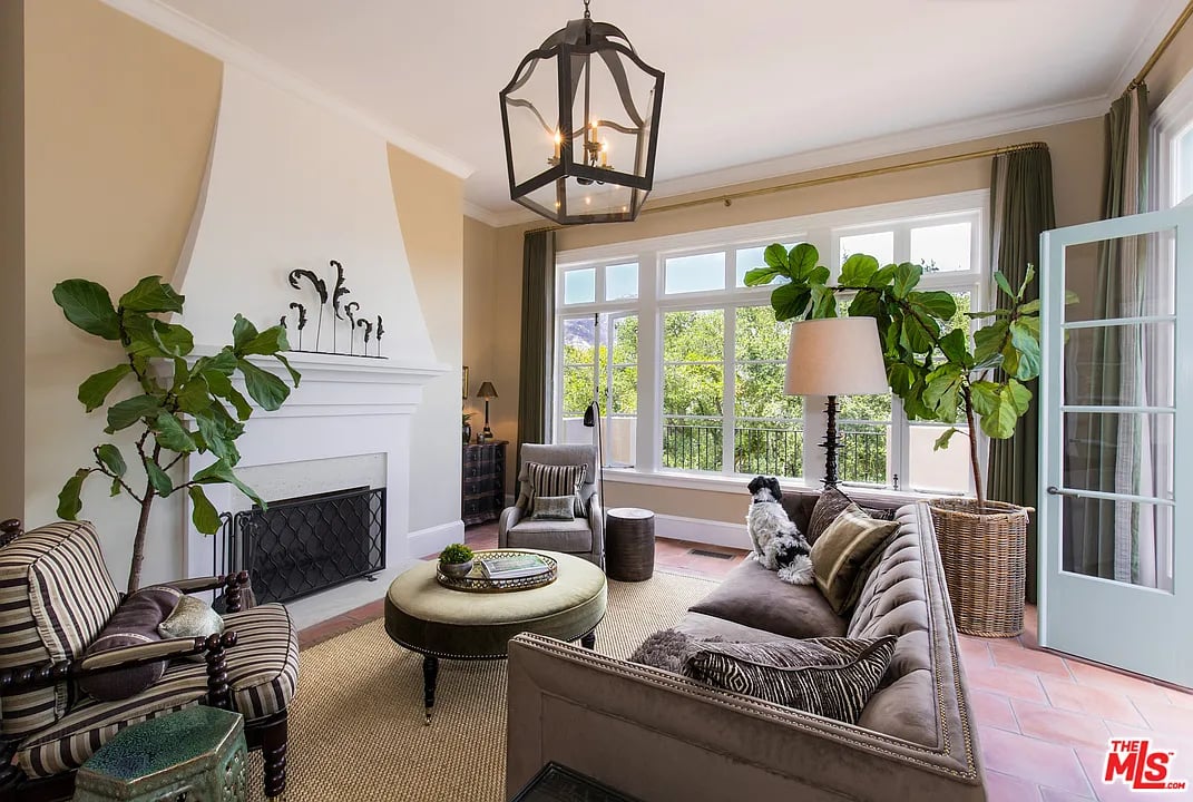 1041 Mission Ridge Rd