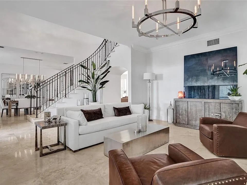 Just Sold: 2525 NE 26 Avenue Fort Lauderdale FL 33305