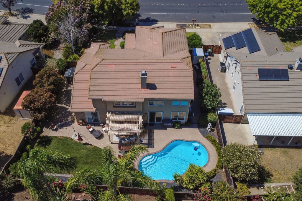 5569 Arlene Way