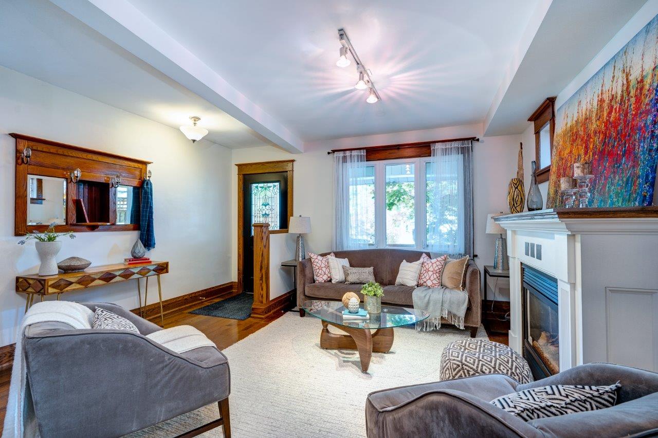 113 Brookside Dr