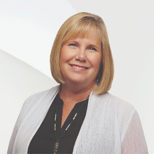 Jeanie Deetz Bigfork, MT Real Estate Agent Headshot