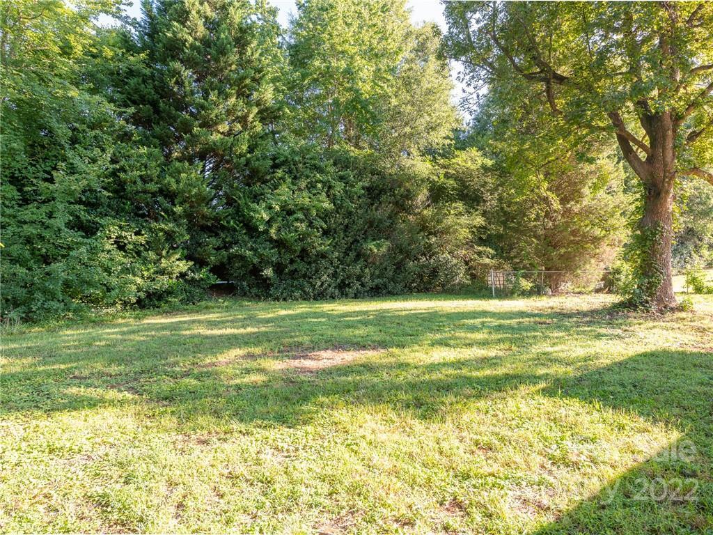 9007 Gladden Ct
