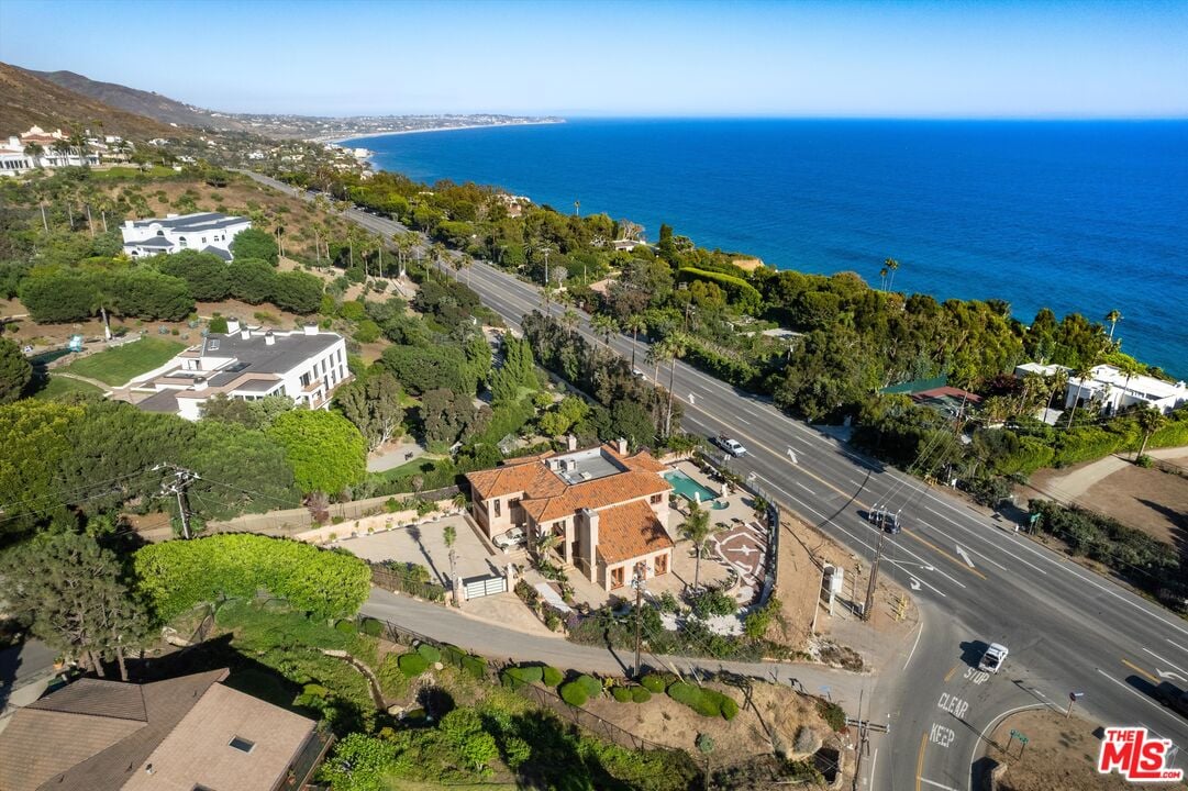 Puesta Del Sol St, 90265