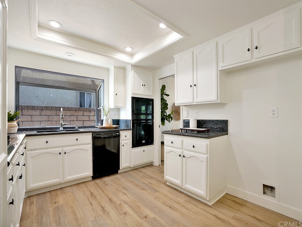 27775 Niguel Village Dr