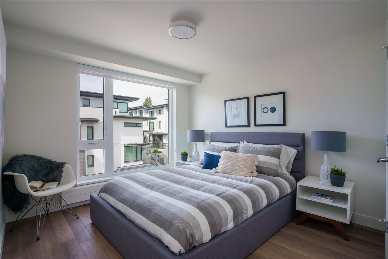 525 E 2nd St, #422
