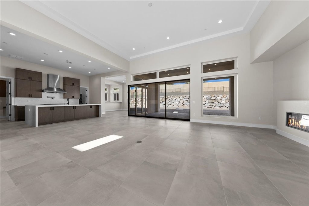 11000 Horizon Ledge Ave.