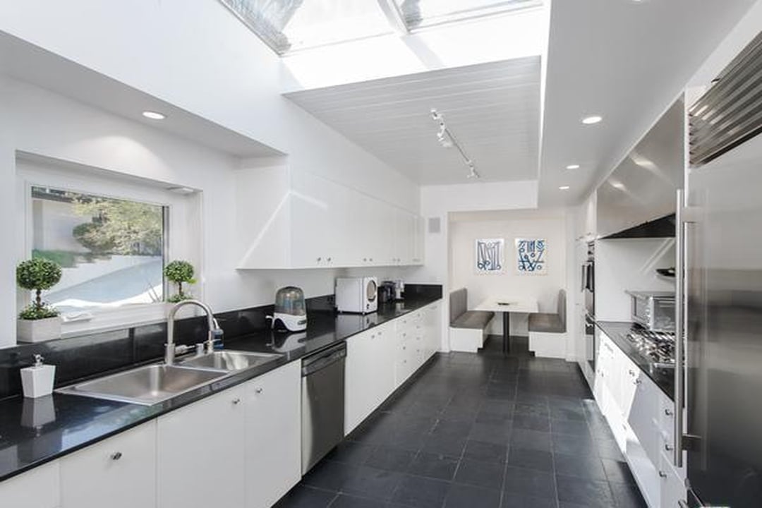 Villa Pristine