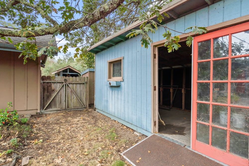 5152 Mcfarlane Rd