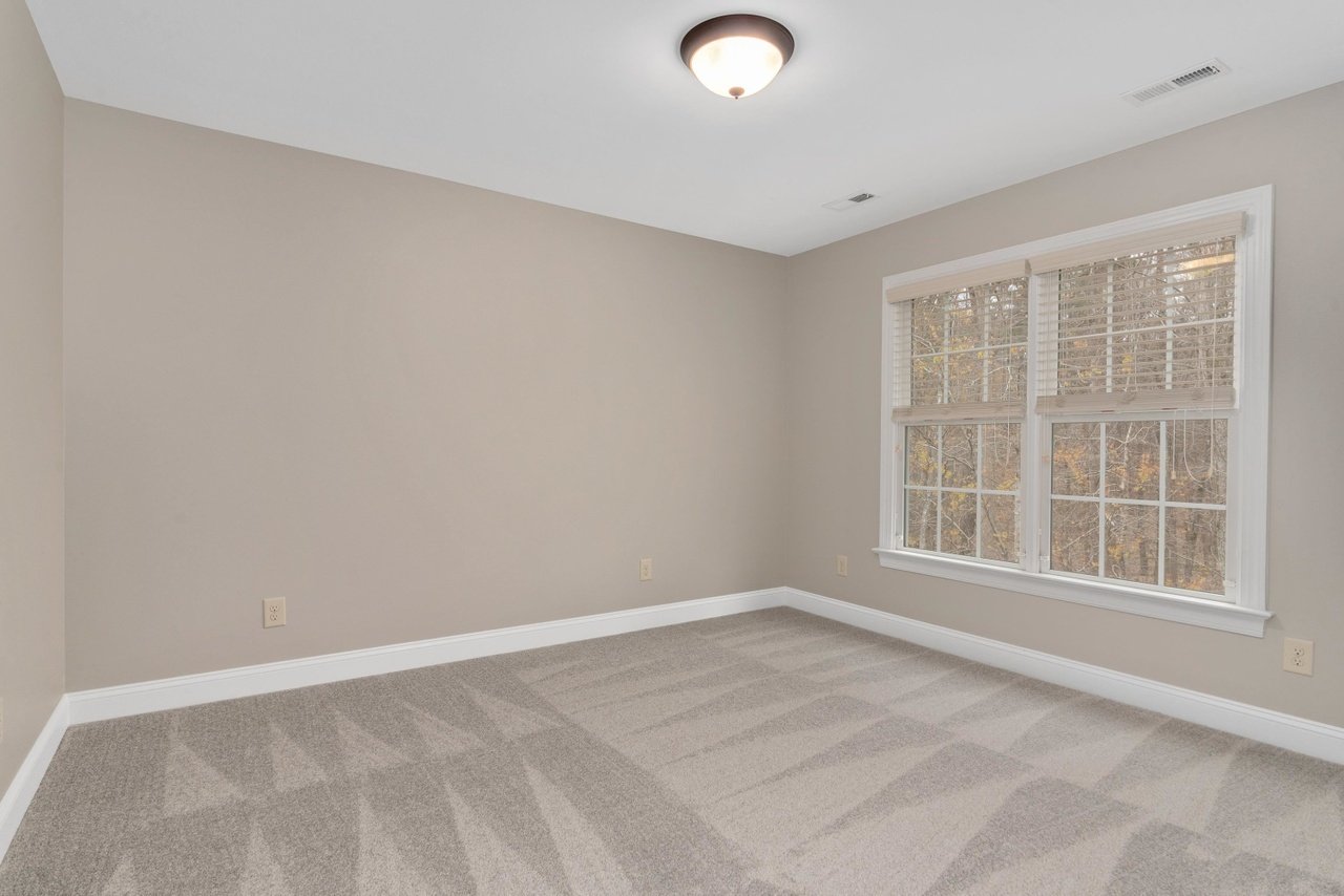 8031 Sundance Cir