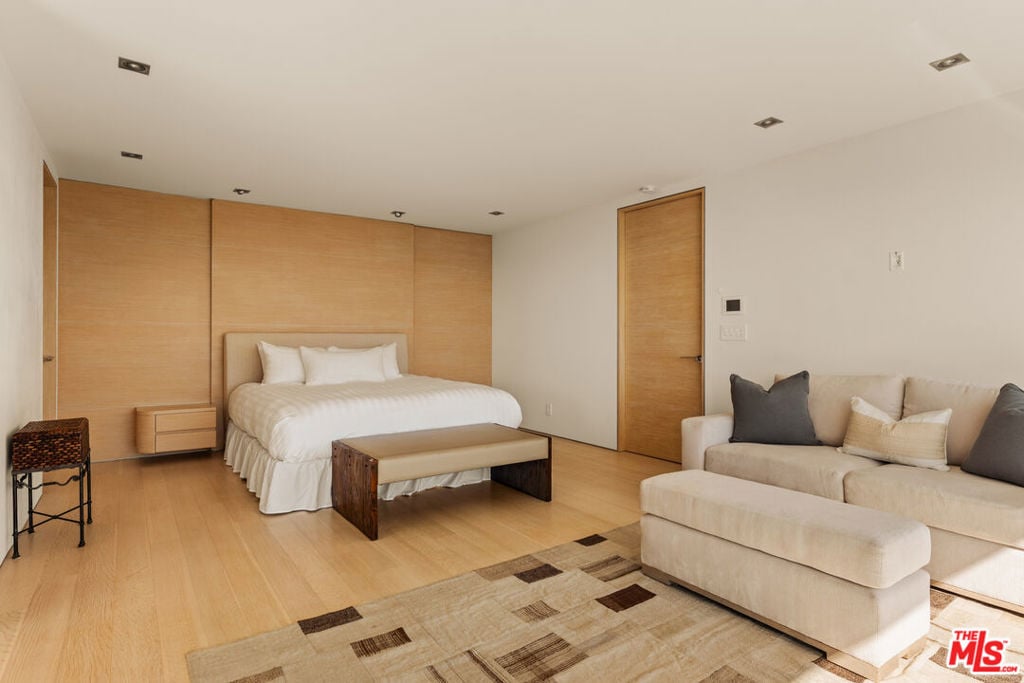 Mirage Pacific Palisades