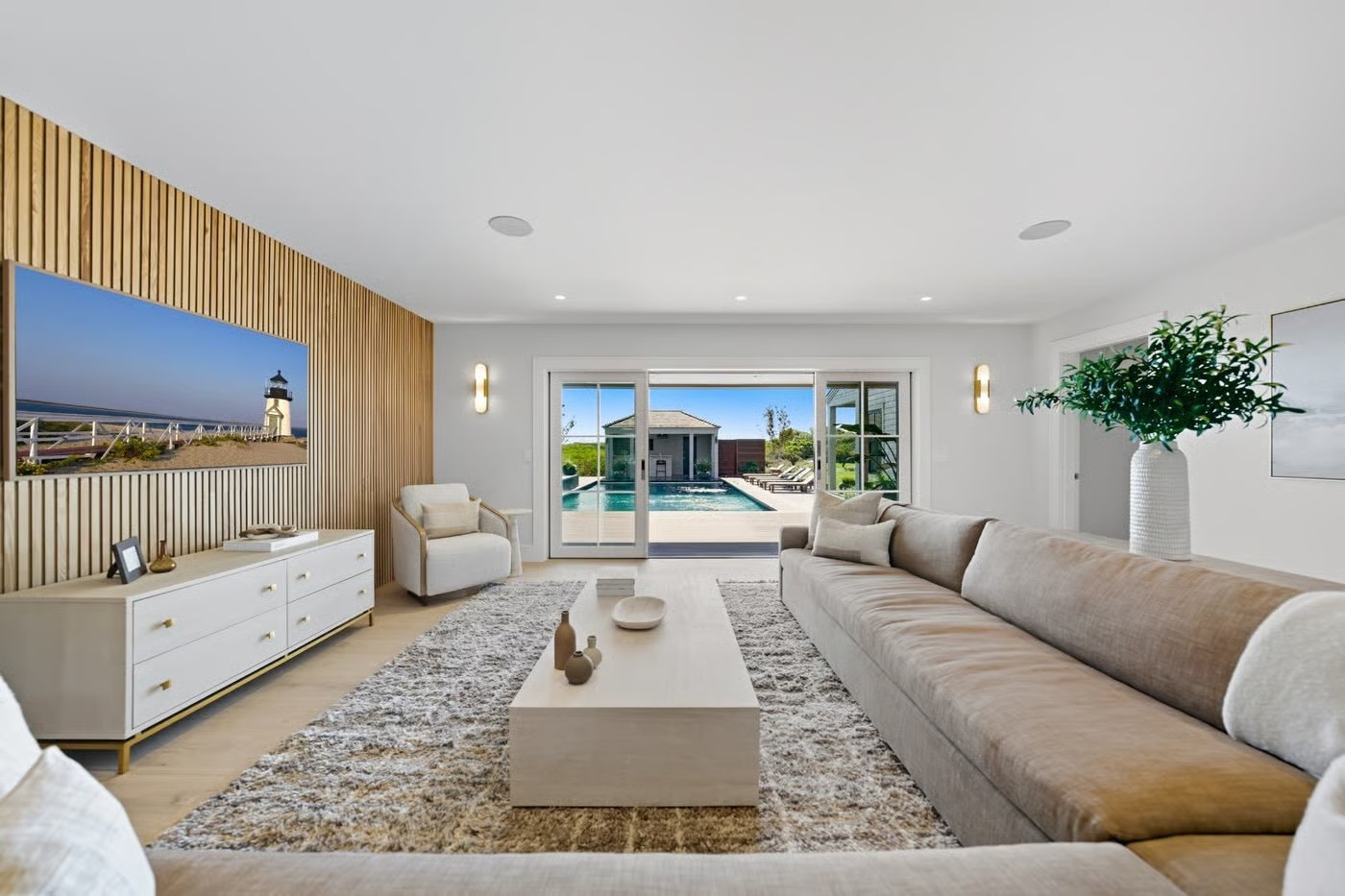 51 Weweeder Avenue