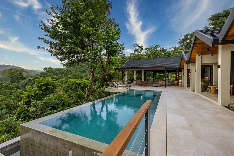 Villa Bahia Oceanview Designer Retreat