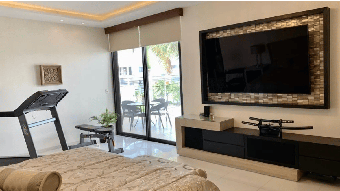 Luxury Villa in Residencial Cumbres / Cancun