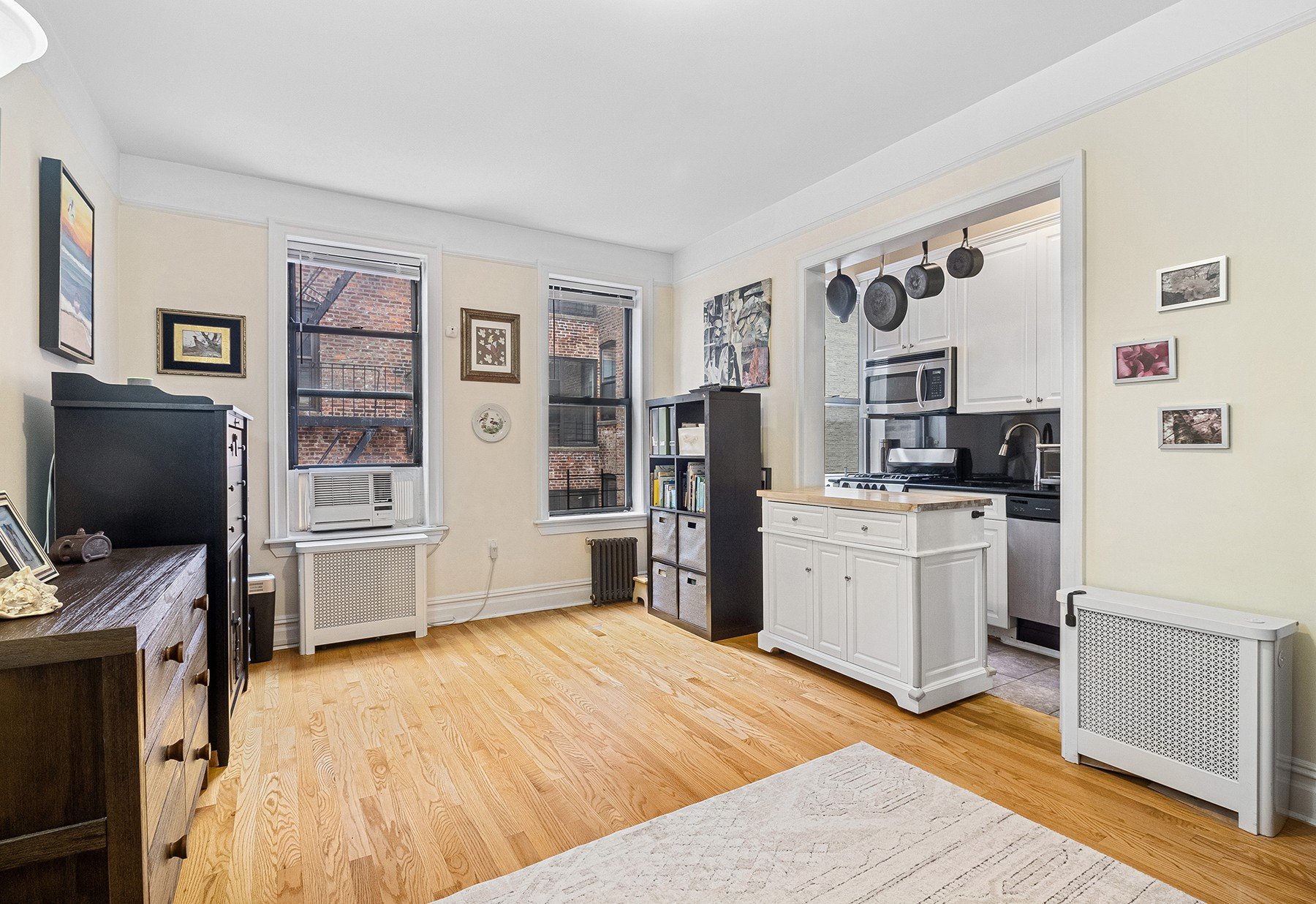 668 Riverside Drive, #F6