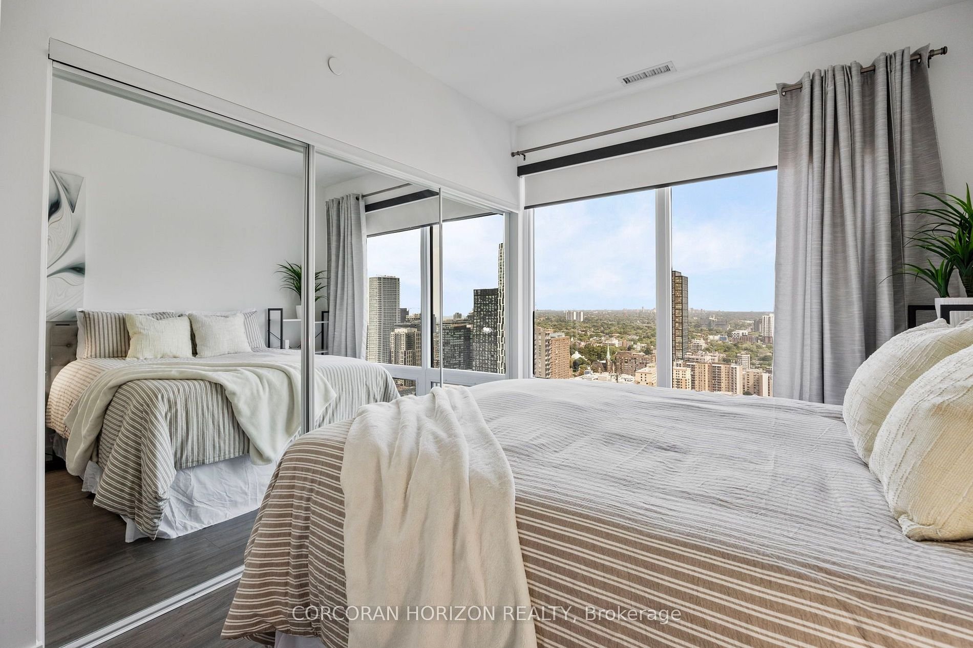 DOWNTOWN MODERN CHARM