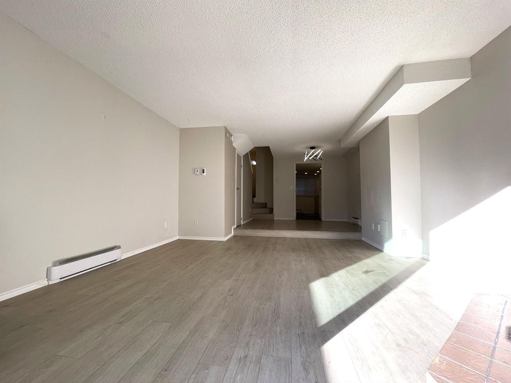 8132 Laval Pl