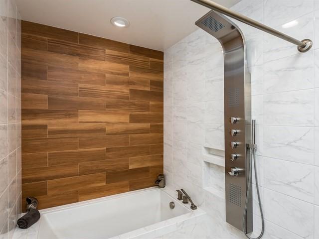330 Palisades Dr