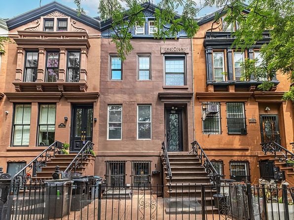 Bed-Stuy Brownstones: A Local Owner’s Guide to Pricing and Positioning in 2025