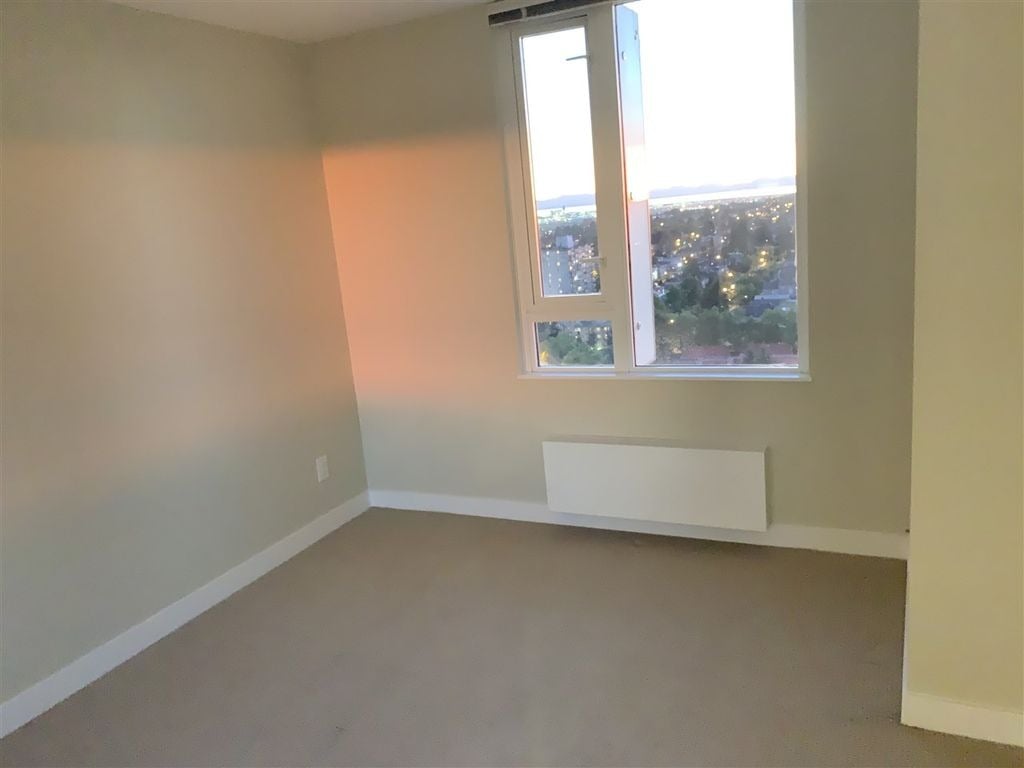 488 SW Marine Dr, #2305