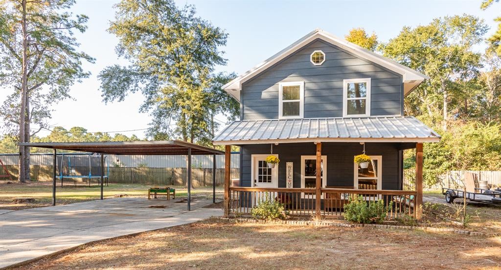 4891 Old Highway 105 W