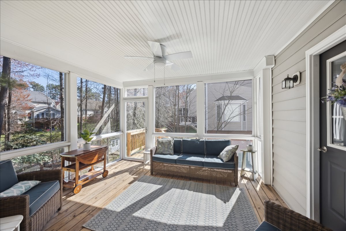 4513 Lake Summer Mews