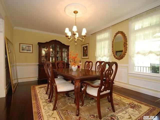 187 Huntington Bay Rd