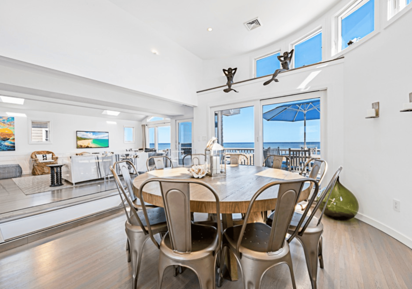 13 E Essex Avenue, Harvey Cedsars
