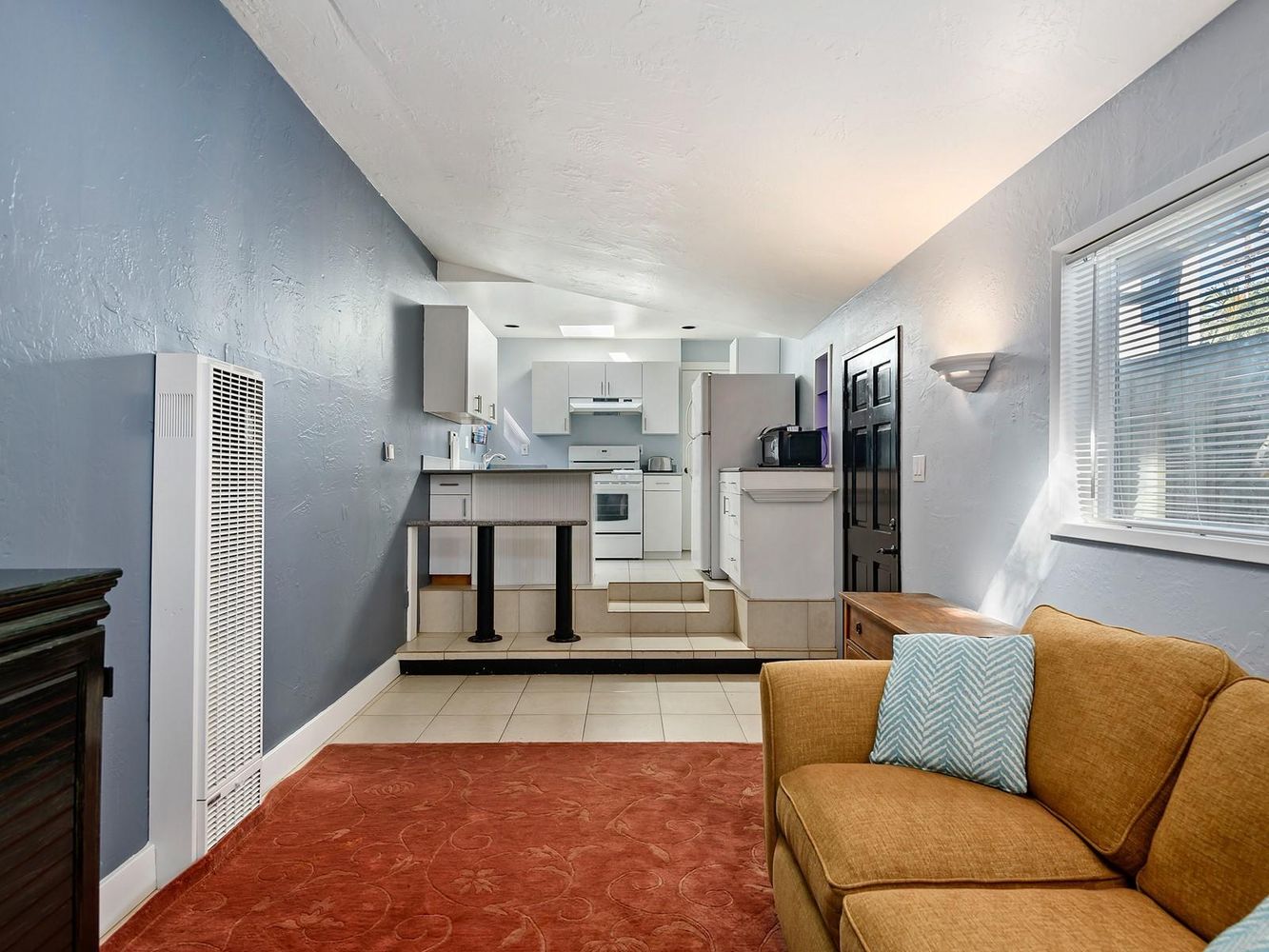 2213 Oak Park Ln