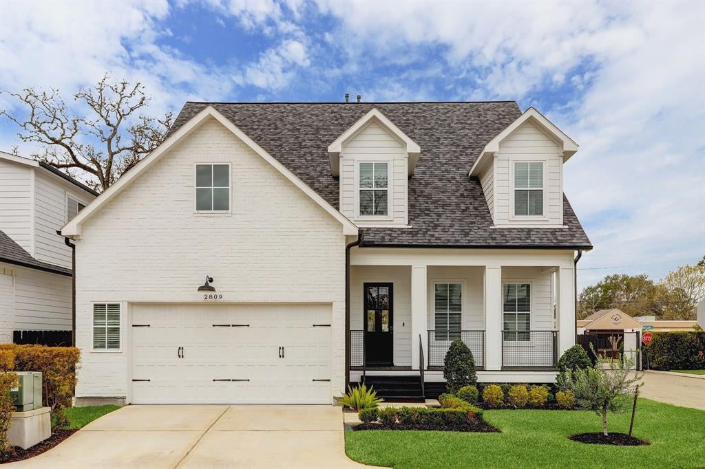 2809 Old Pecan Grove Ln
