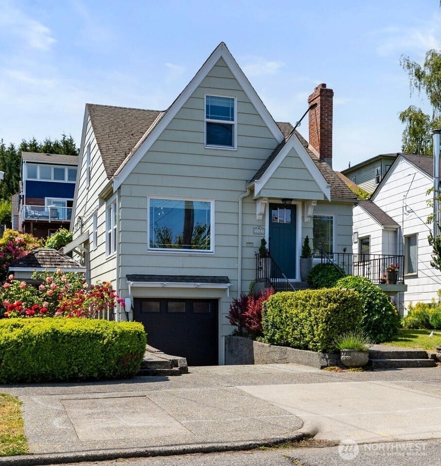 3457 37th Ave SW