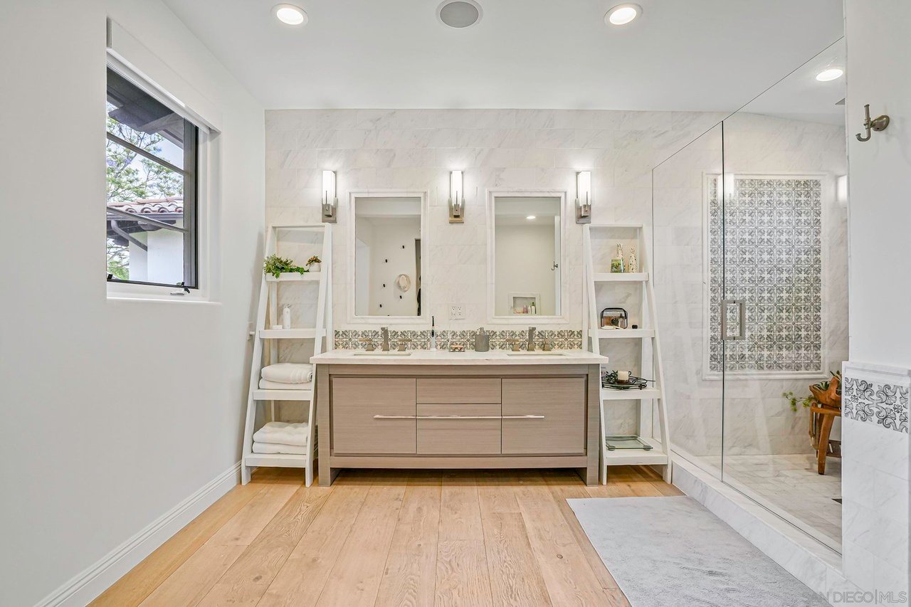 15823 The River Trail