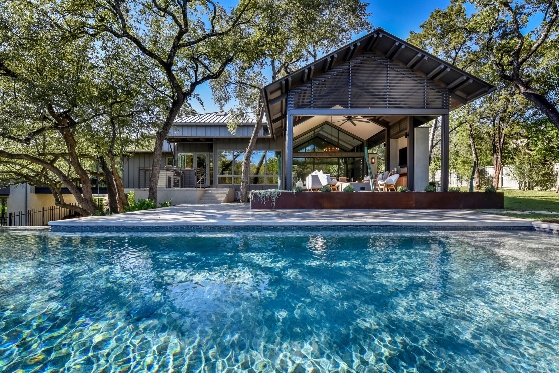 108 Parkwood Court