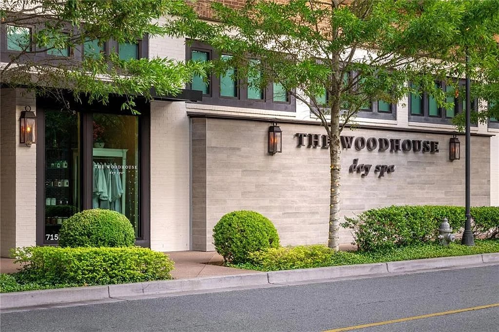 15445 Thorntree Run