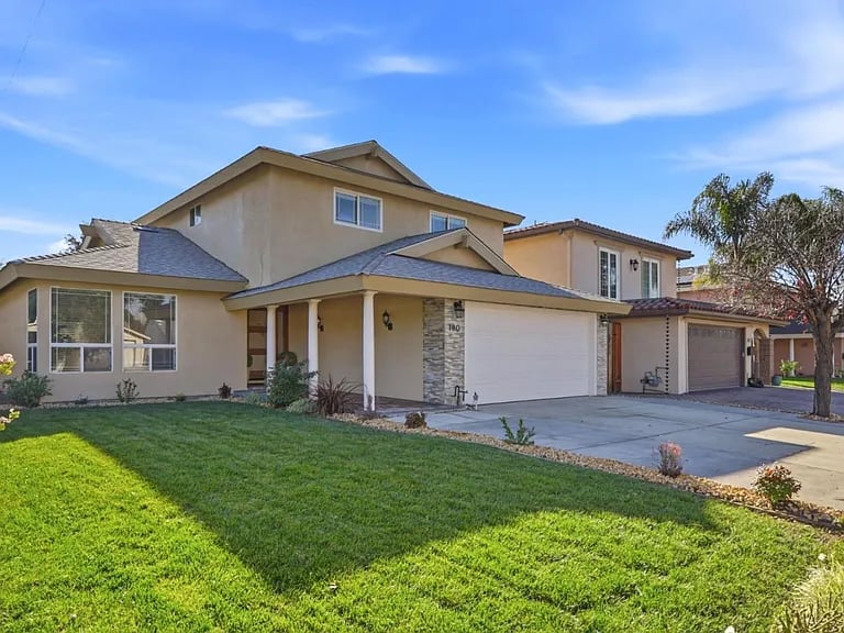 180 Venado Wy