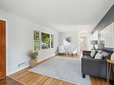 10619 President Dr NE