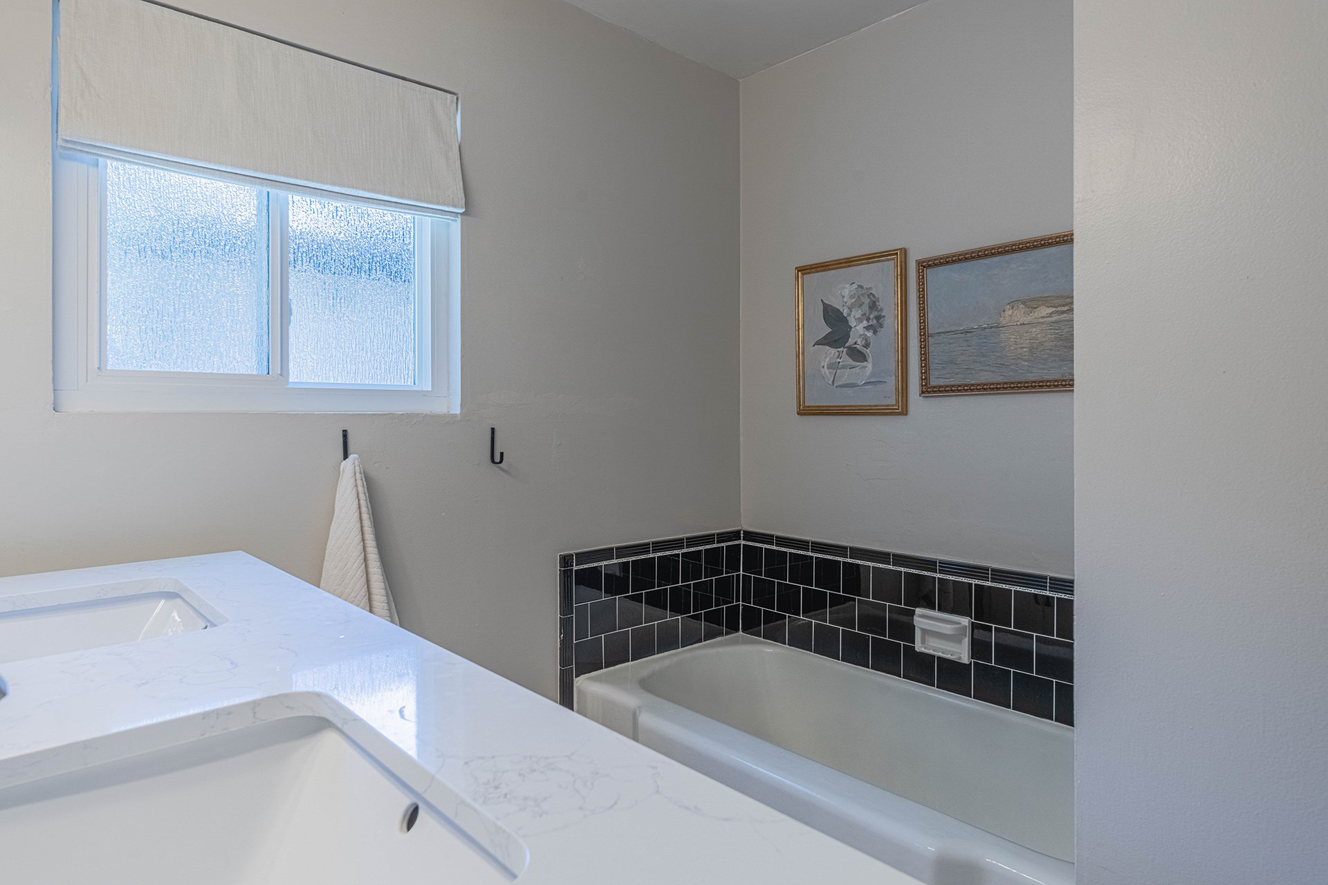 Charming Monterey Haven - 1056 Harrison St