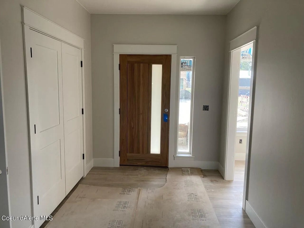 2599 W Okanogan Ave