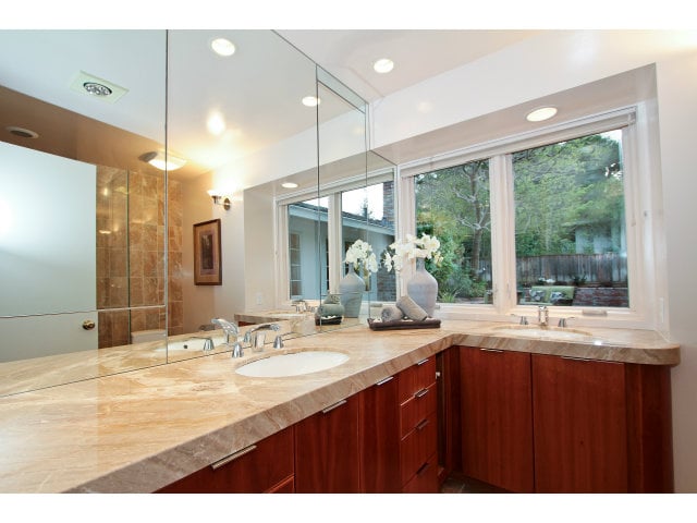 25 La Loma Drive