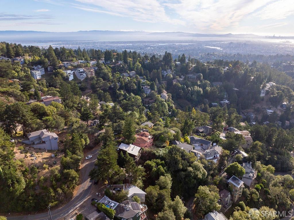 8727 Skyline Boulevard