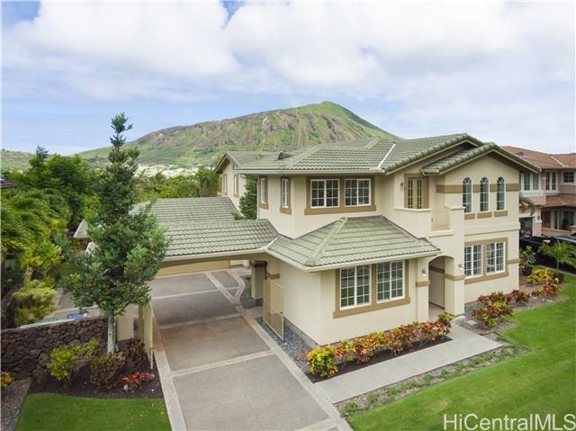 1027 Kuekue St