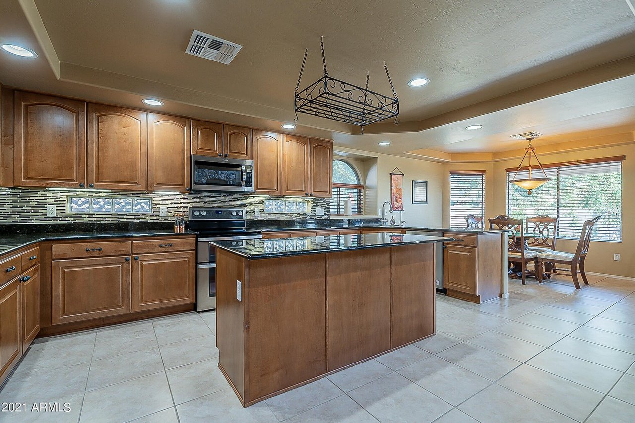 1709 E Kaibab Dr