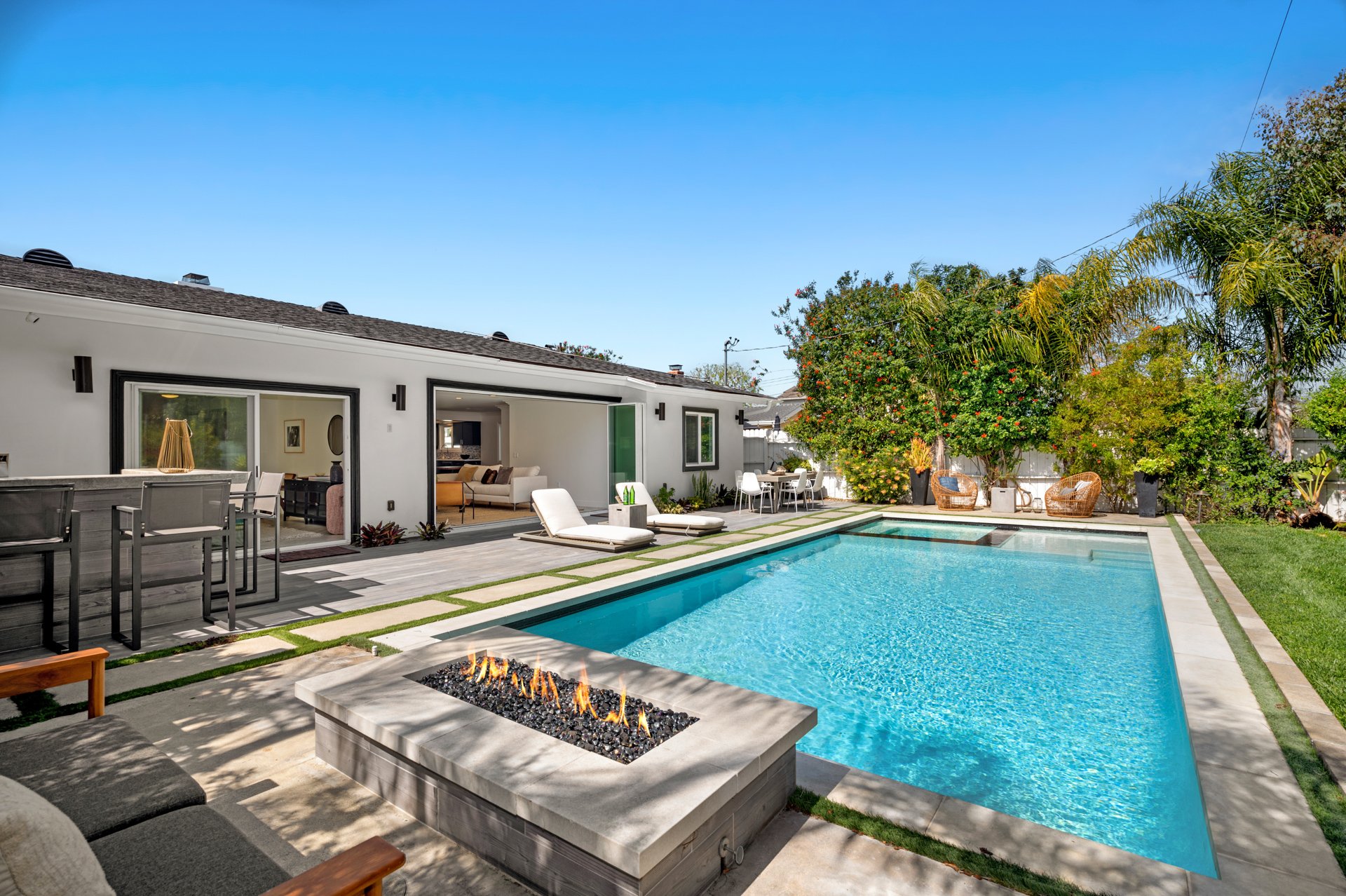 Eastside Expanded Pool Home 