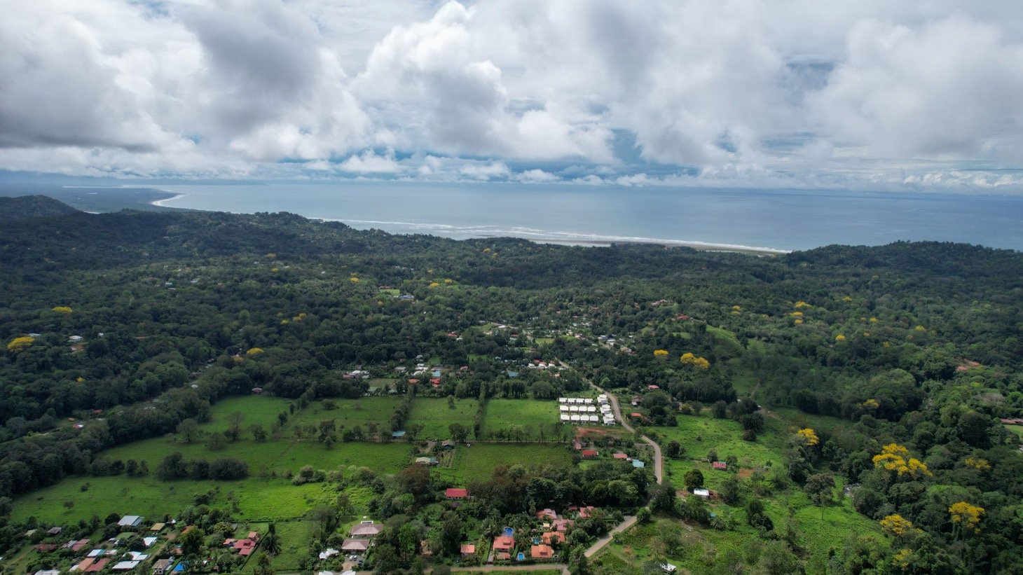 House for Sale in Ojochal, Costa Rica – Traditional Charm on 2.75 Acres