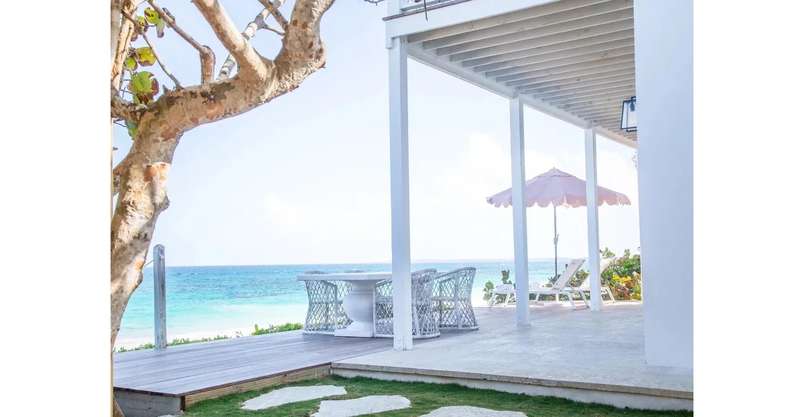 Beautiful Harbour Island Beachfront Villa