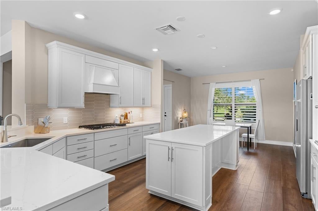 19001 Aqua Shore Dr