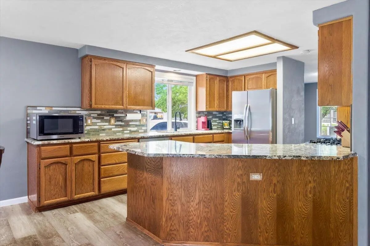 3068 Edgewood Dr