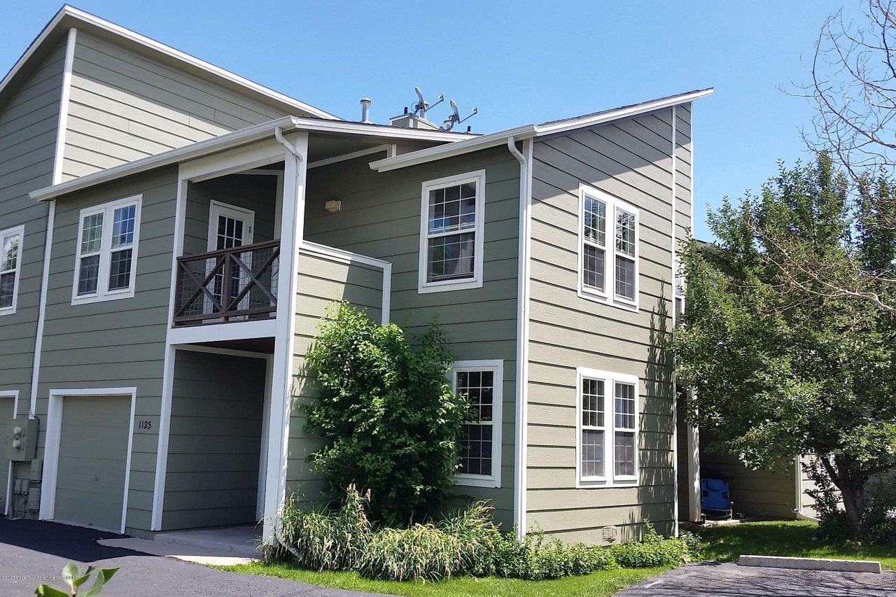 1123 Cara Ct